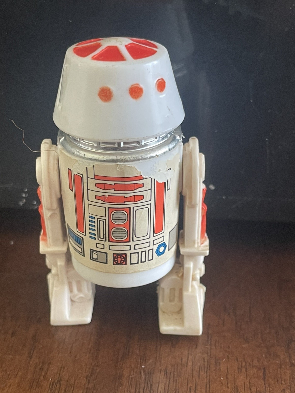 R5-D4 (Arfive-Defour) sold