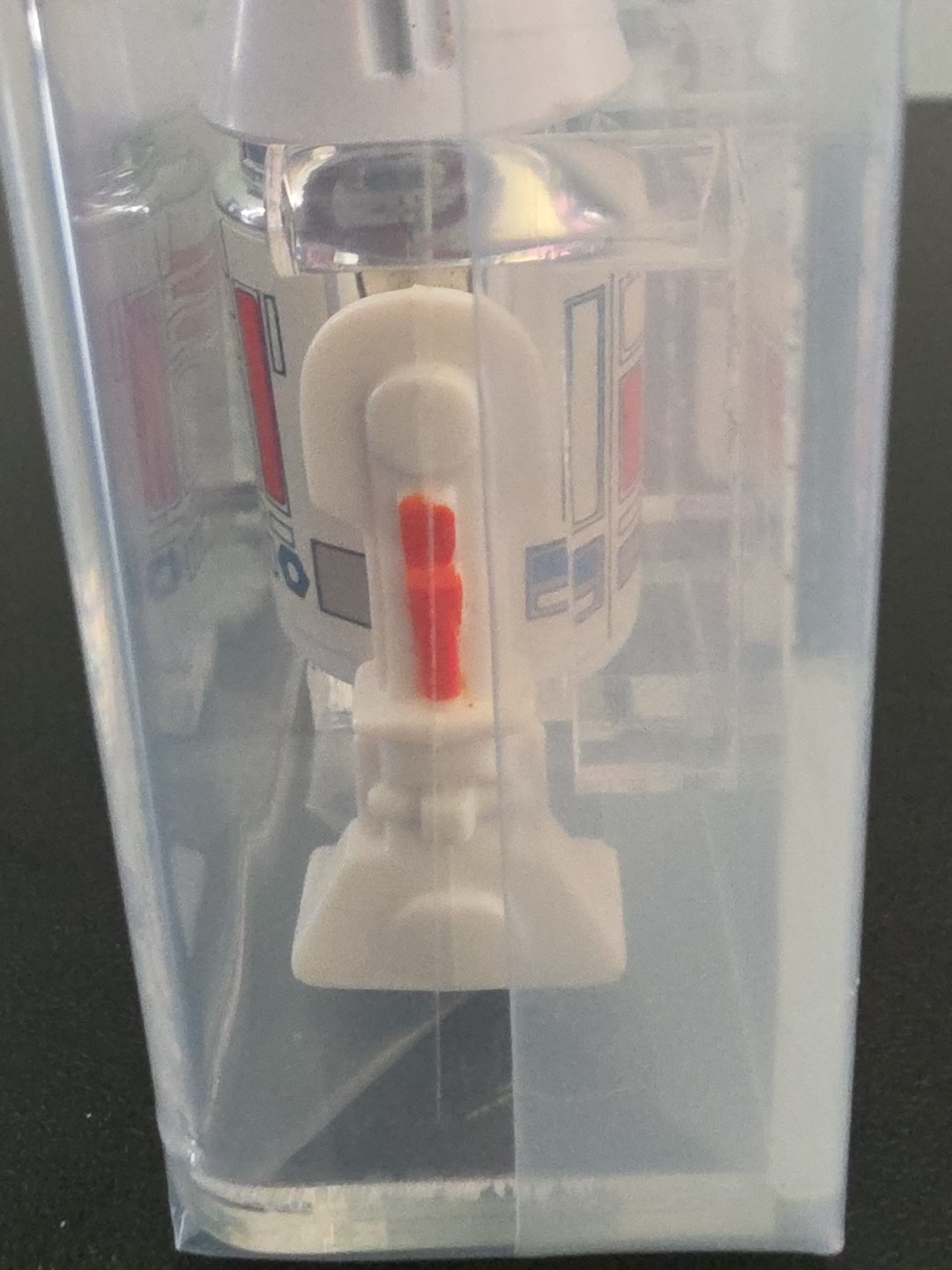 R5-D4 (Arfive-Defour) sold
