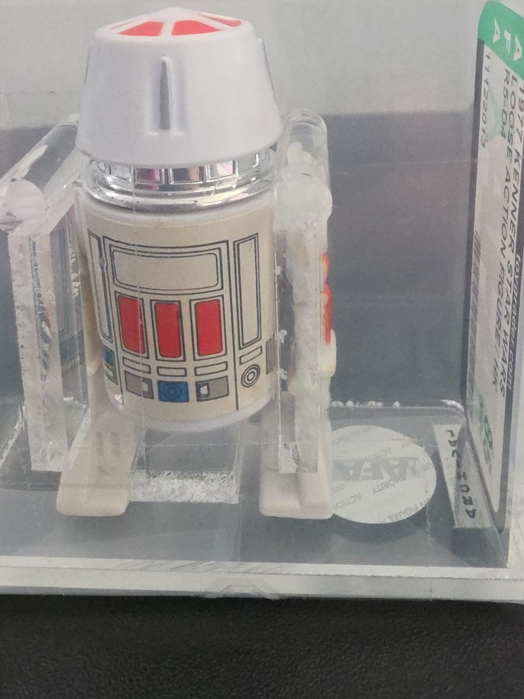 R5-D4 (Arfive-Defour) sold