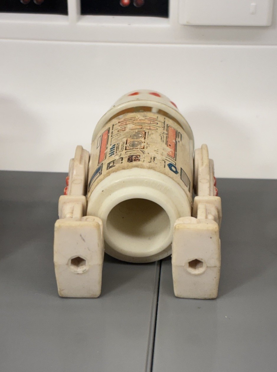 R5-D4 (Arfive-Defour) sold