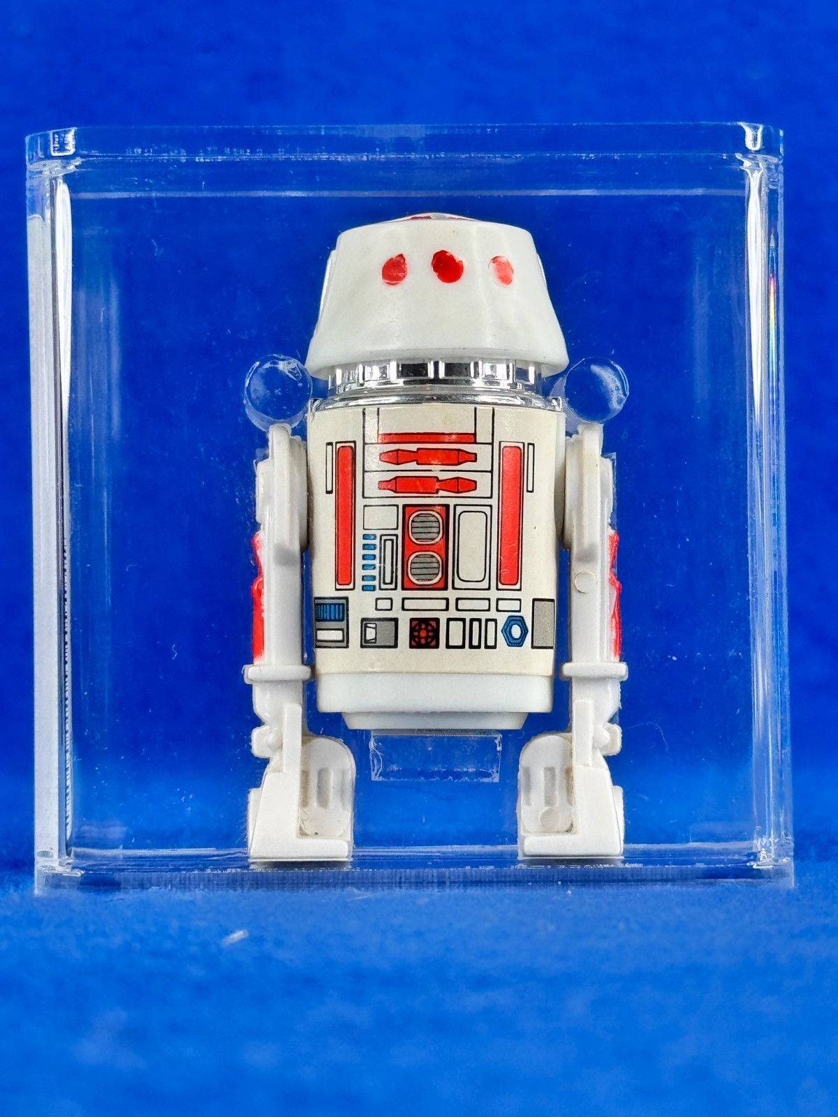 R5-D4 (Arfive-Defour) sold