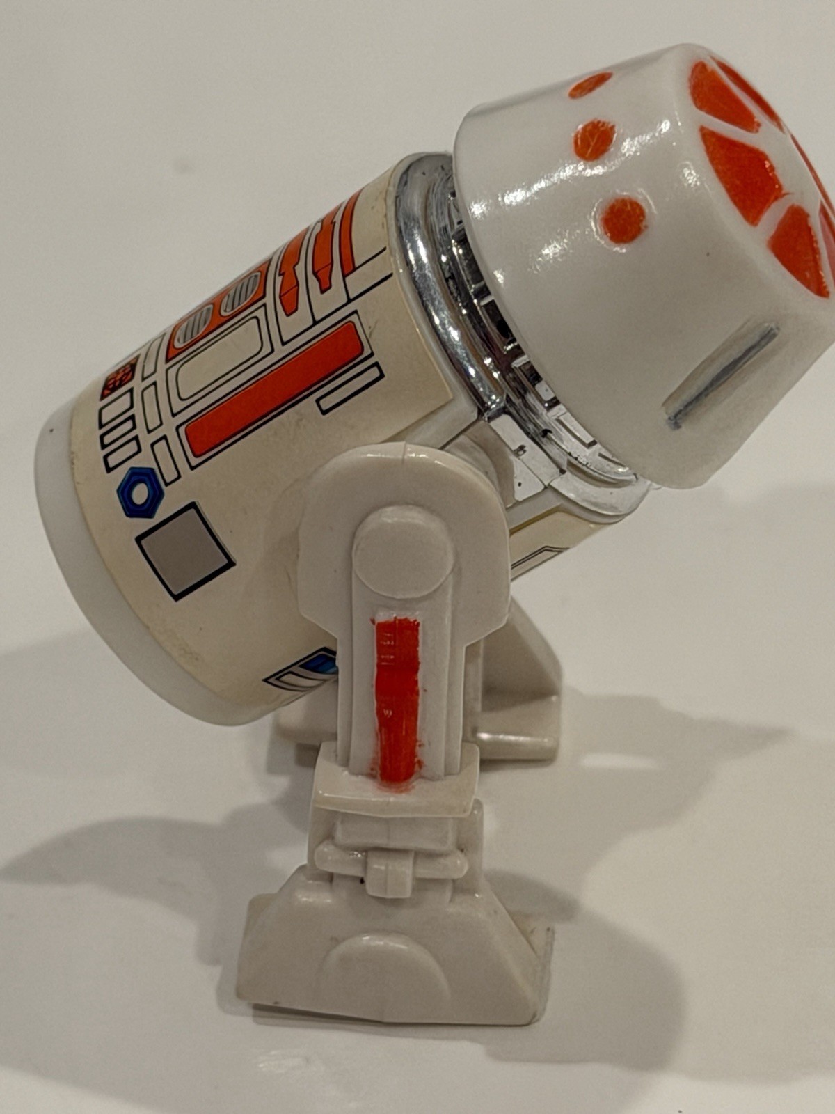 R5-D4 (Arfive-Defour) sold