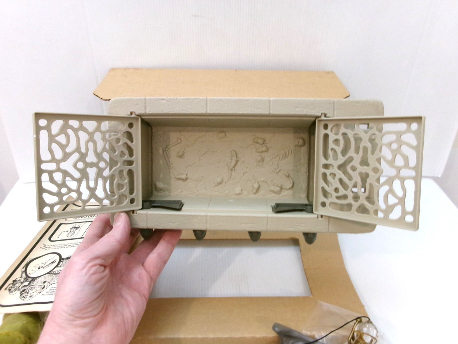 Jabba the Hutt Action Playset sold