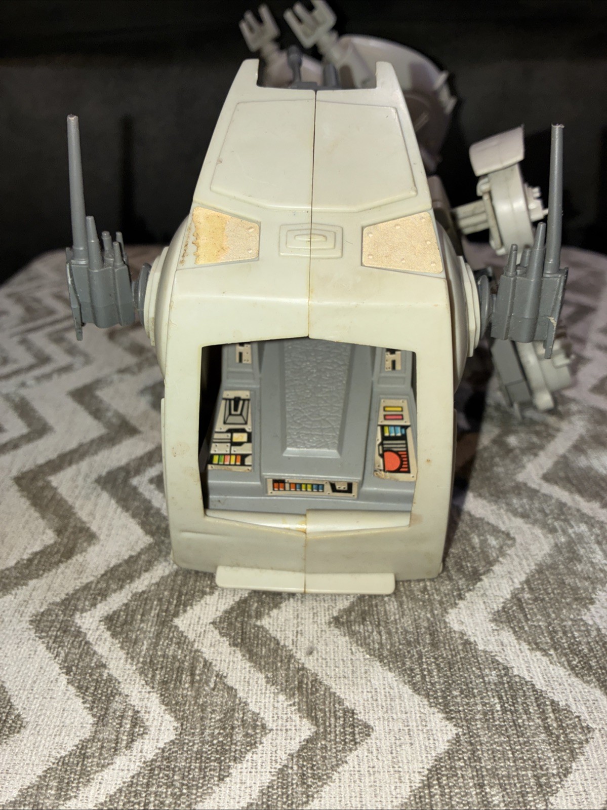 Scout Walker (AT-ST) sold