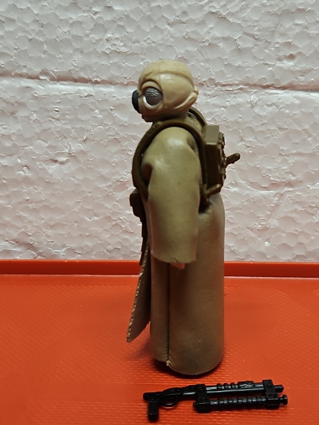 4-LOM sold