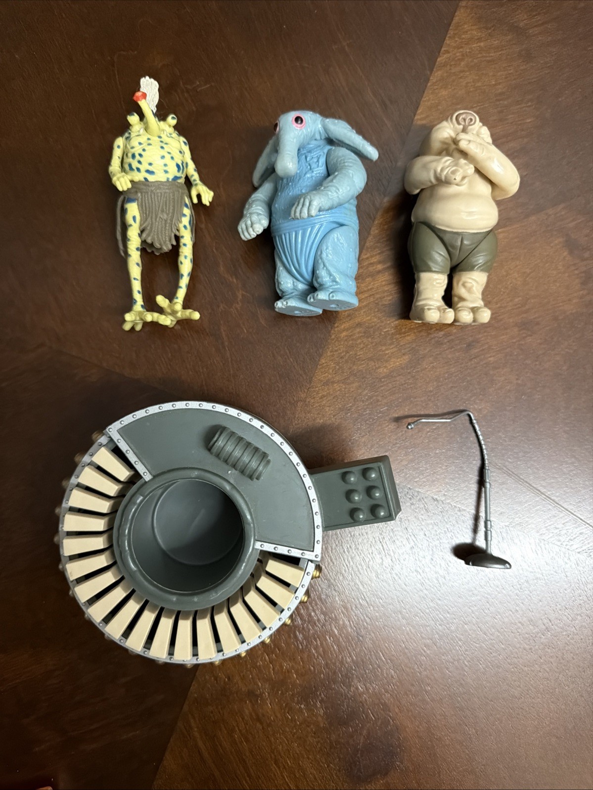 Sy Snootles & The Rebo Band sold