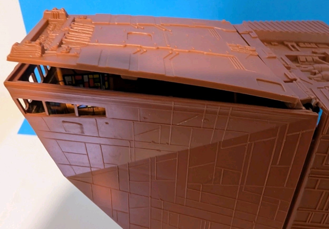 Radio Controlled Jawa Sandcrawler sold