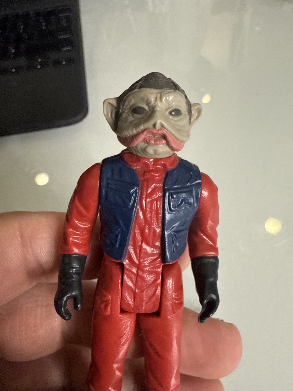 Nien Nunb sold
