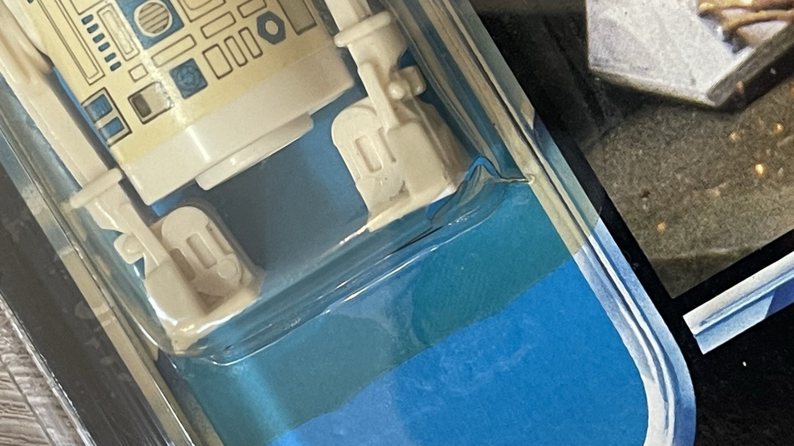 R2-D2 (Artoo-Detoo) with pop-up Lightsaber sold