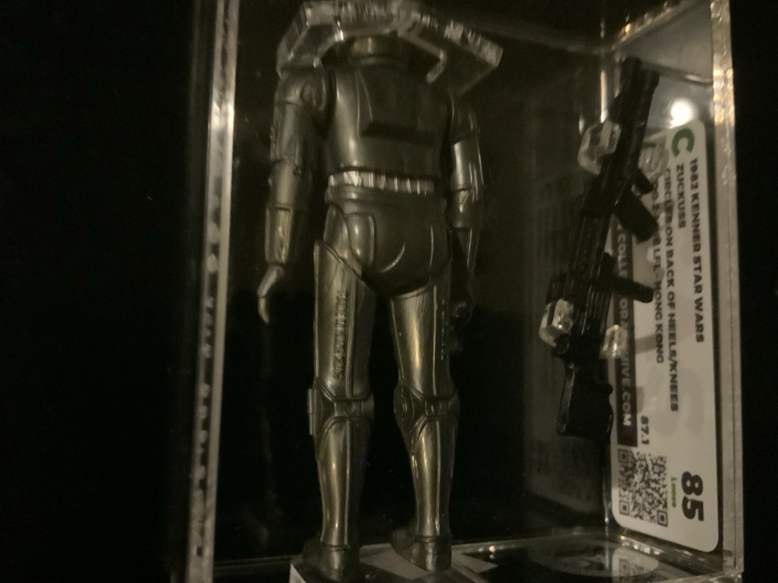 Zuckuss sold