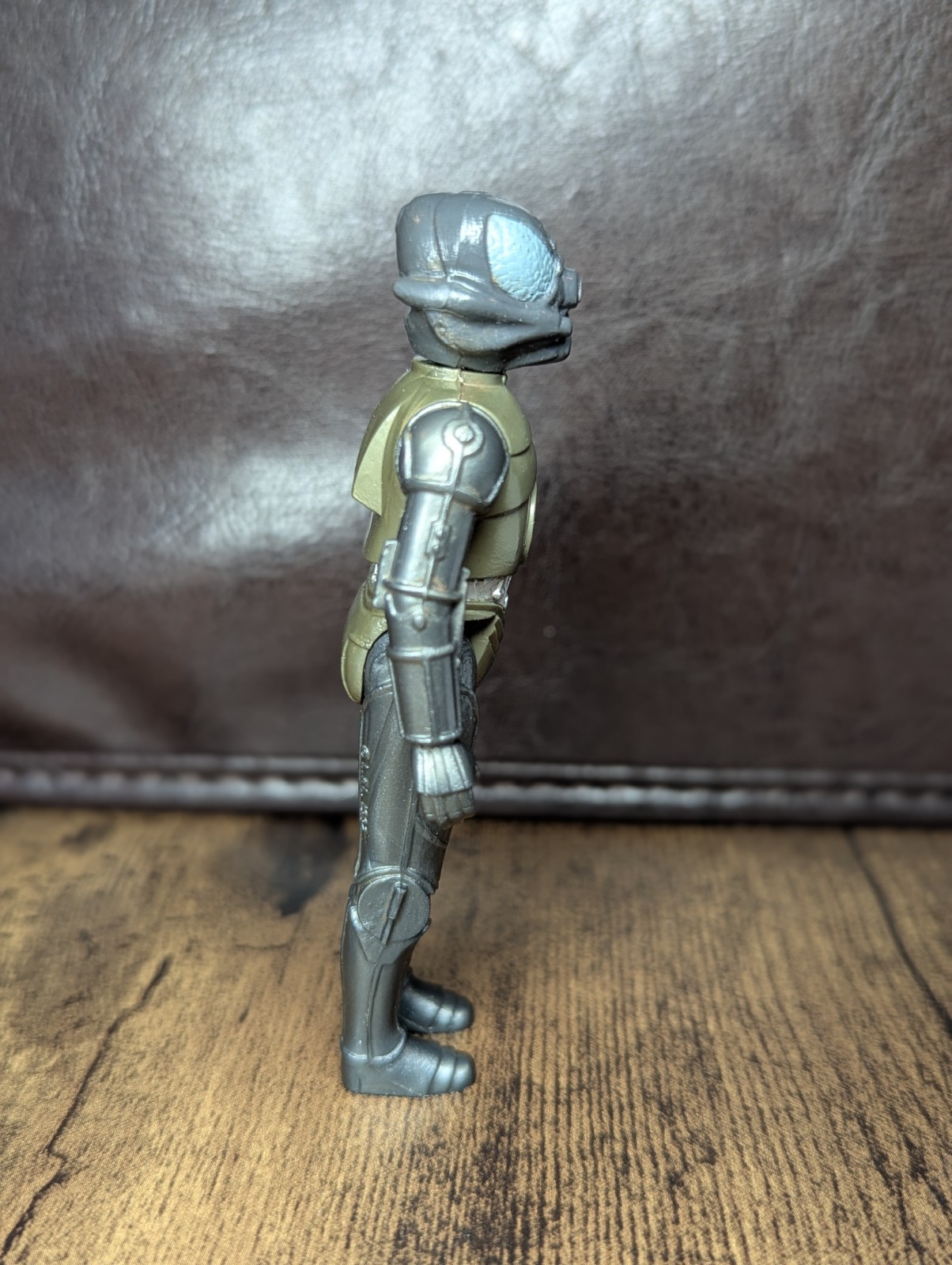 Zuckuss sold