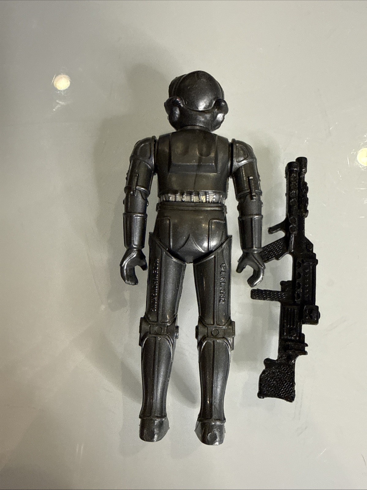 Zuckuss sold