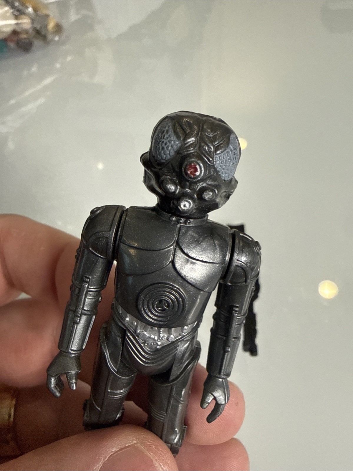 Zuckuss sold