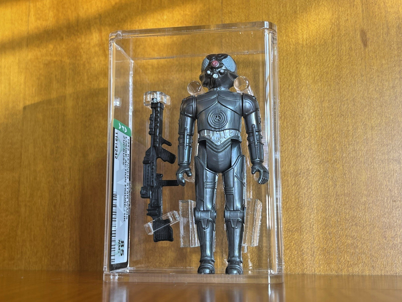 Zuckuss sold
