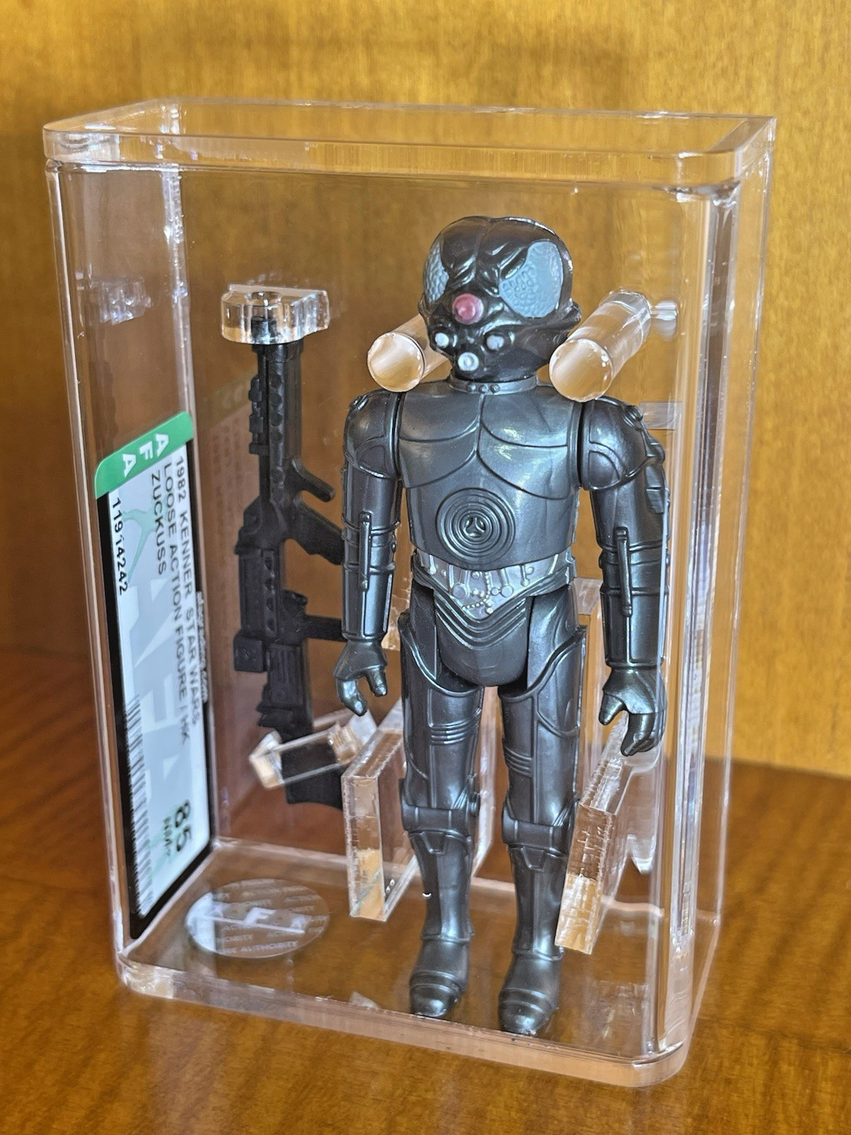 Zuckuss sold