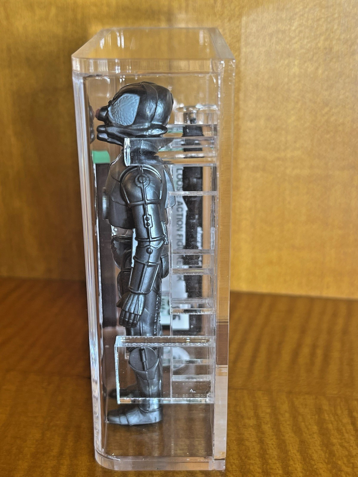 Zuckuss sold
