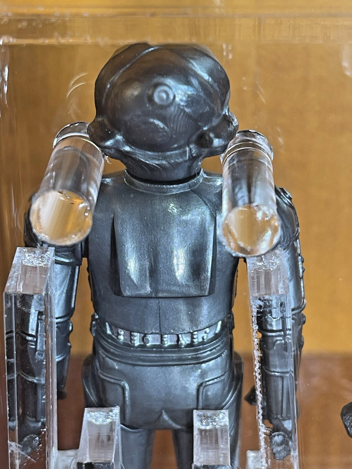 Zuckuss sold