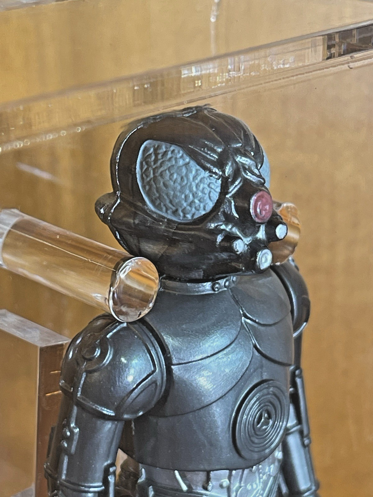 Zuckuss sold