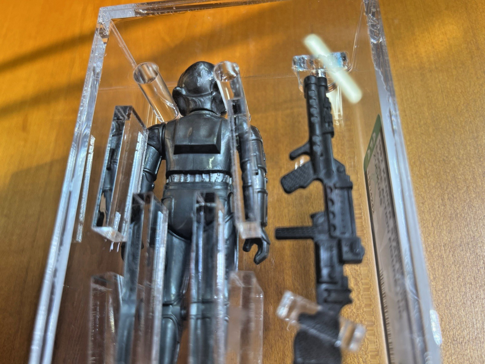 Zuckuss sold