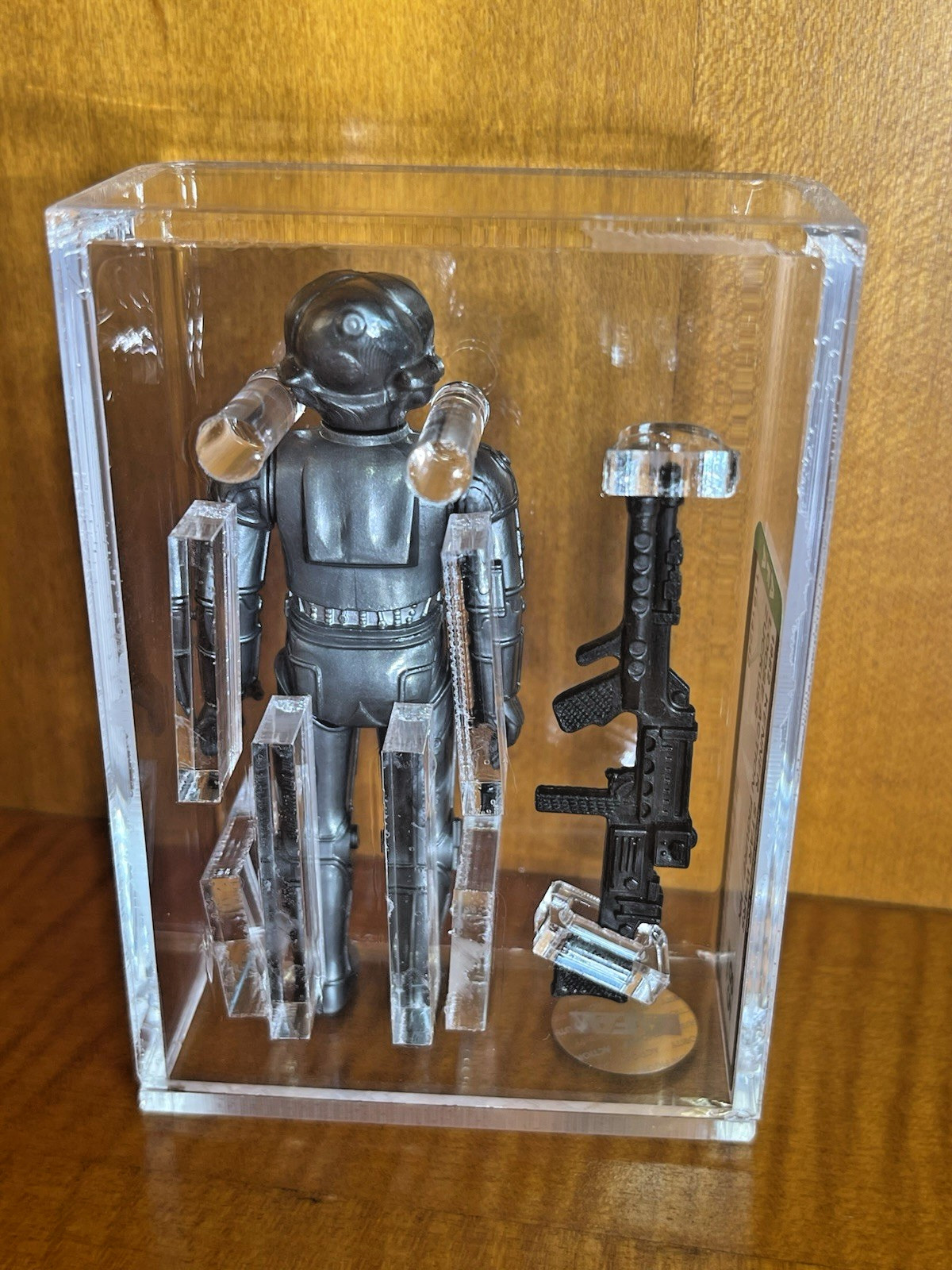 Zuckuss sold
