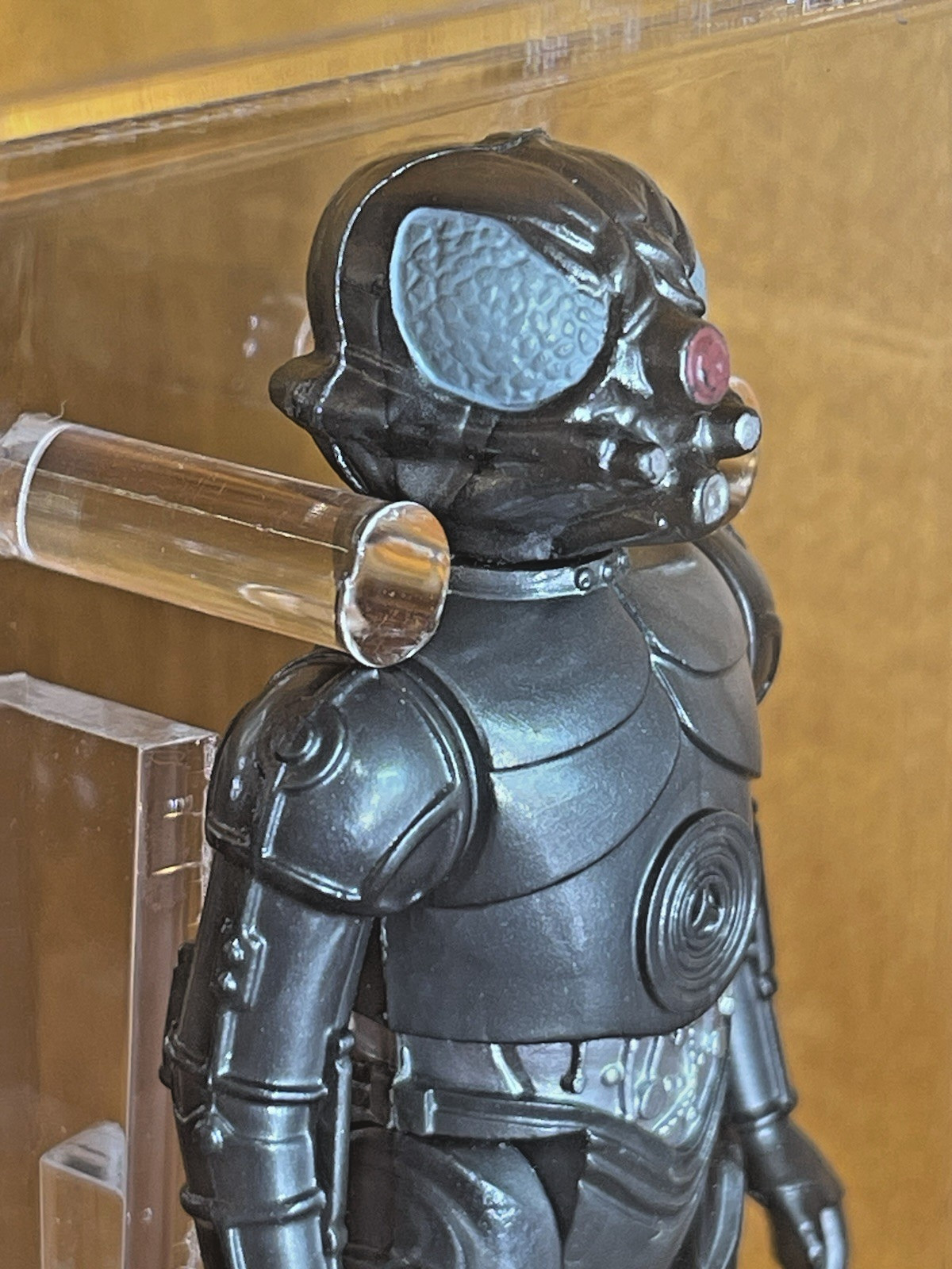 Zuckuss sold