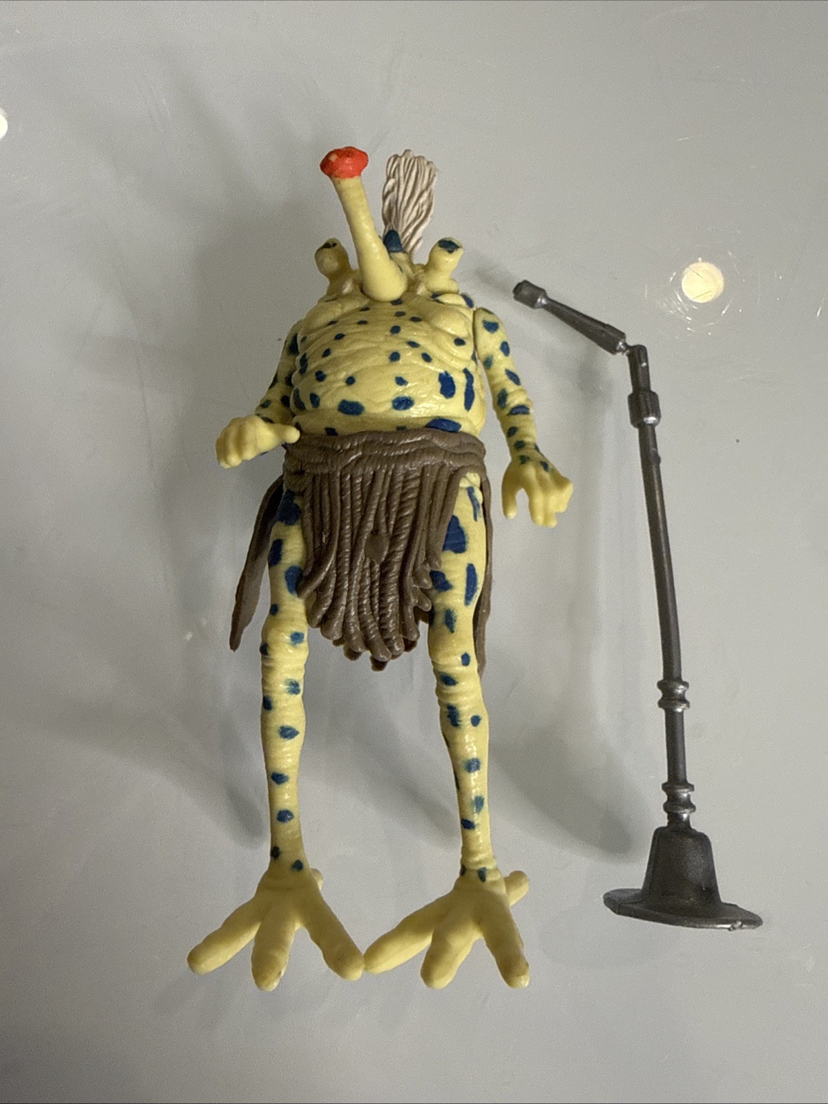 Sy Snootles sold