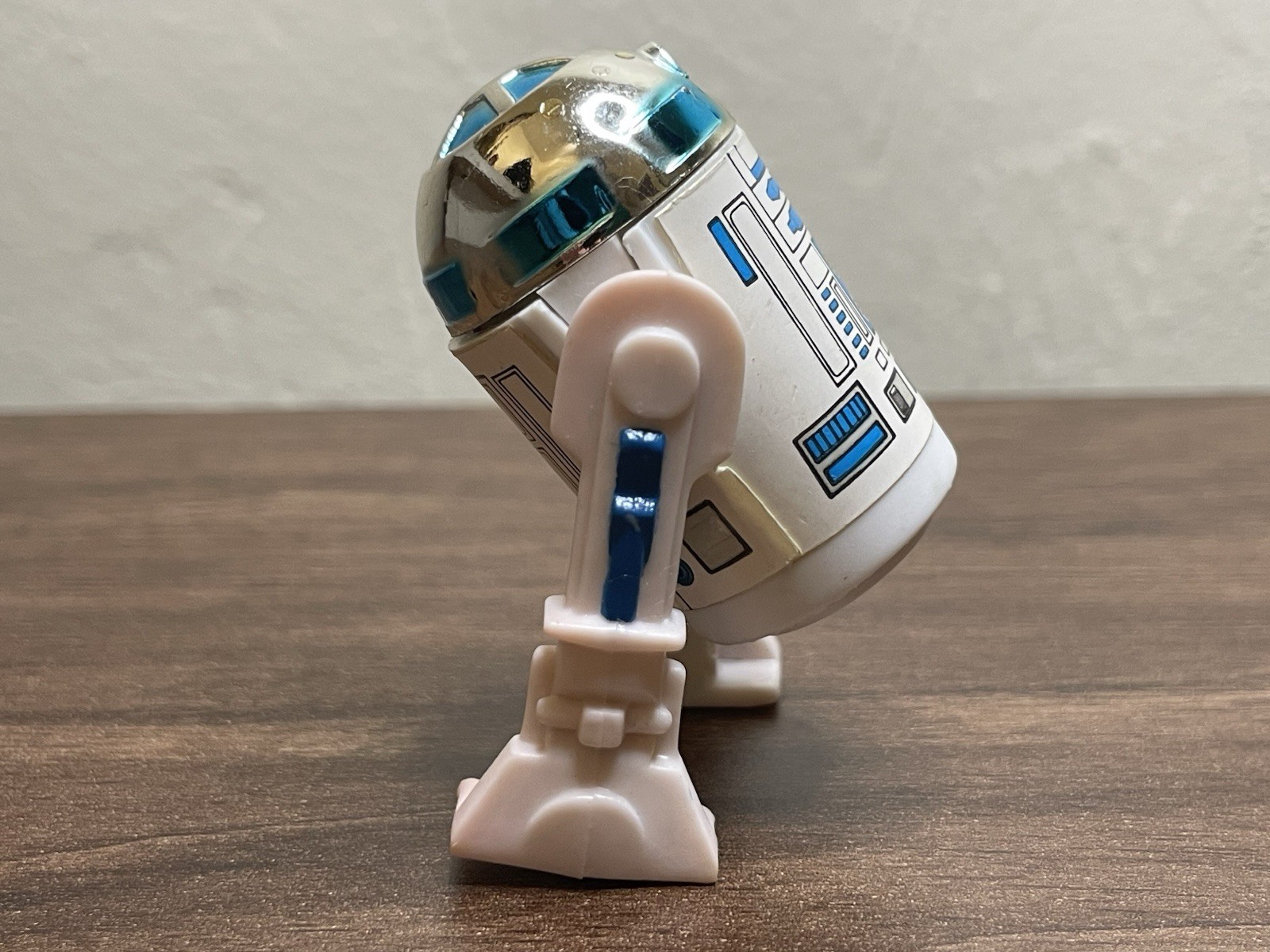R2-D2 (Artoo-Detoo) sold