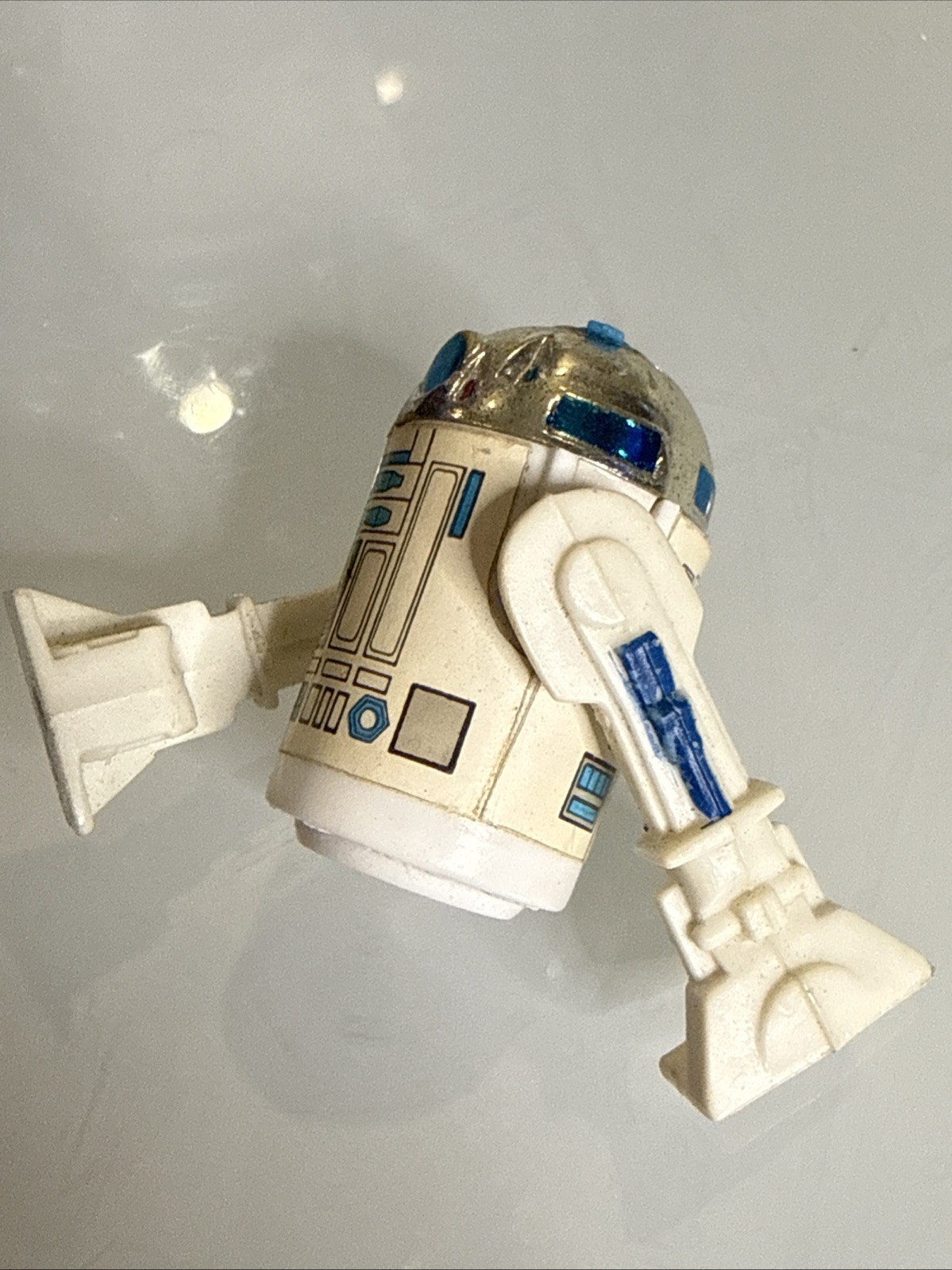 R2-D2 (Artoo-Detoo) (with Sensorscope) sold