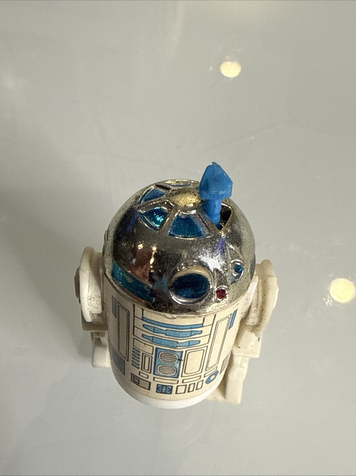 R2-D2 (Artoo-Detoo) (with Sensorscope) sold