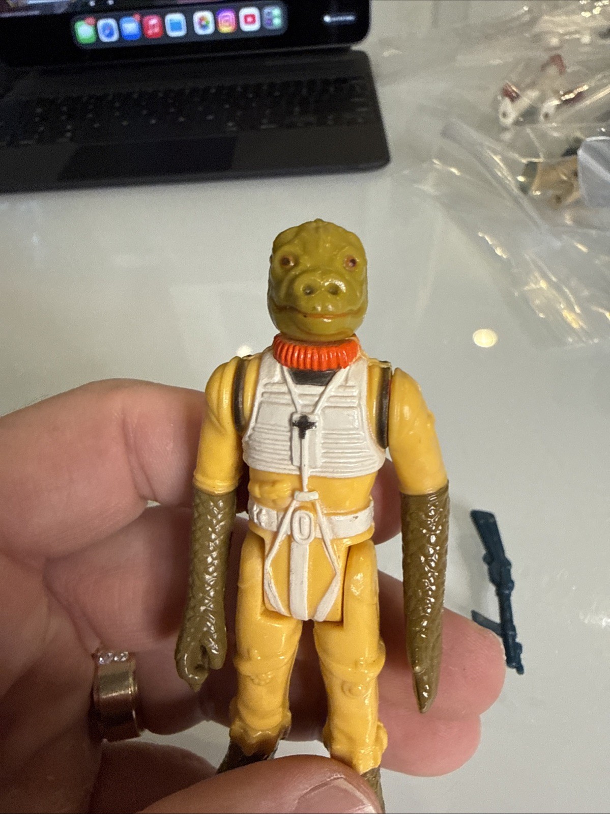 Bossk (Bounty Hunter) sold