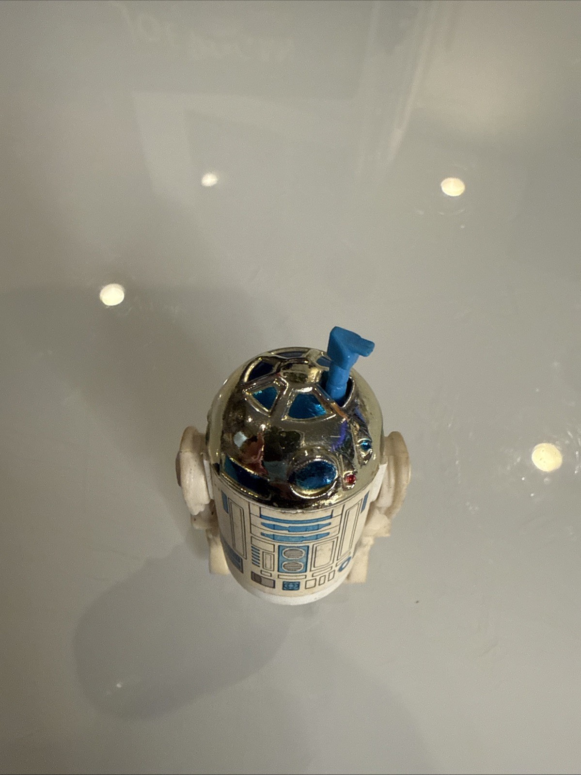 R2-D2 (Artoo-Detoo) (with Sensorscope) sold