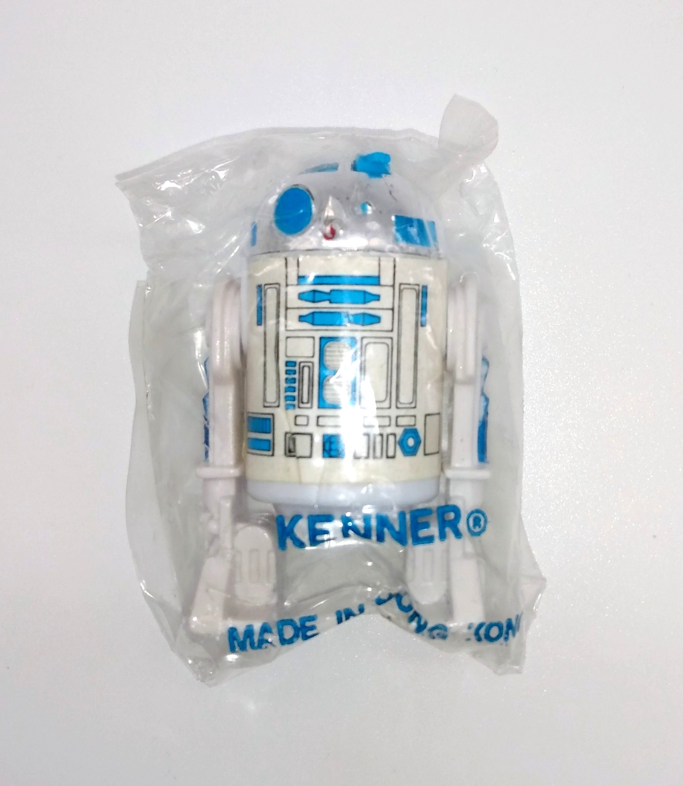 R2-D2 (Artoo-Detoo) (with Sensorscope) sold