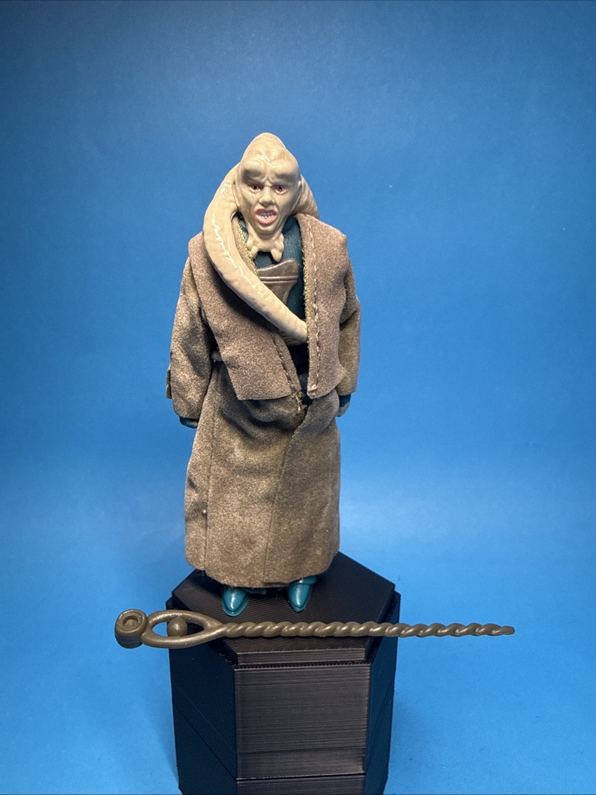 Bib Fortuna sold