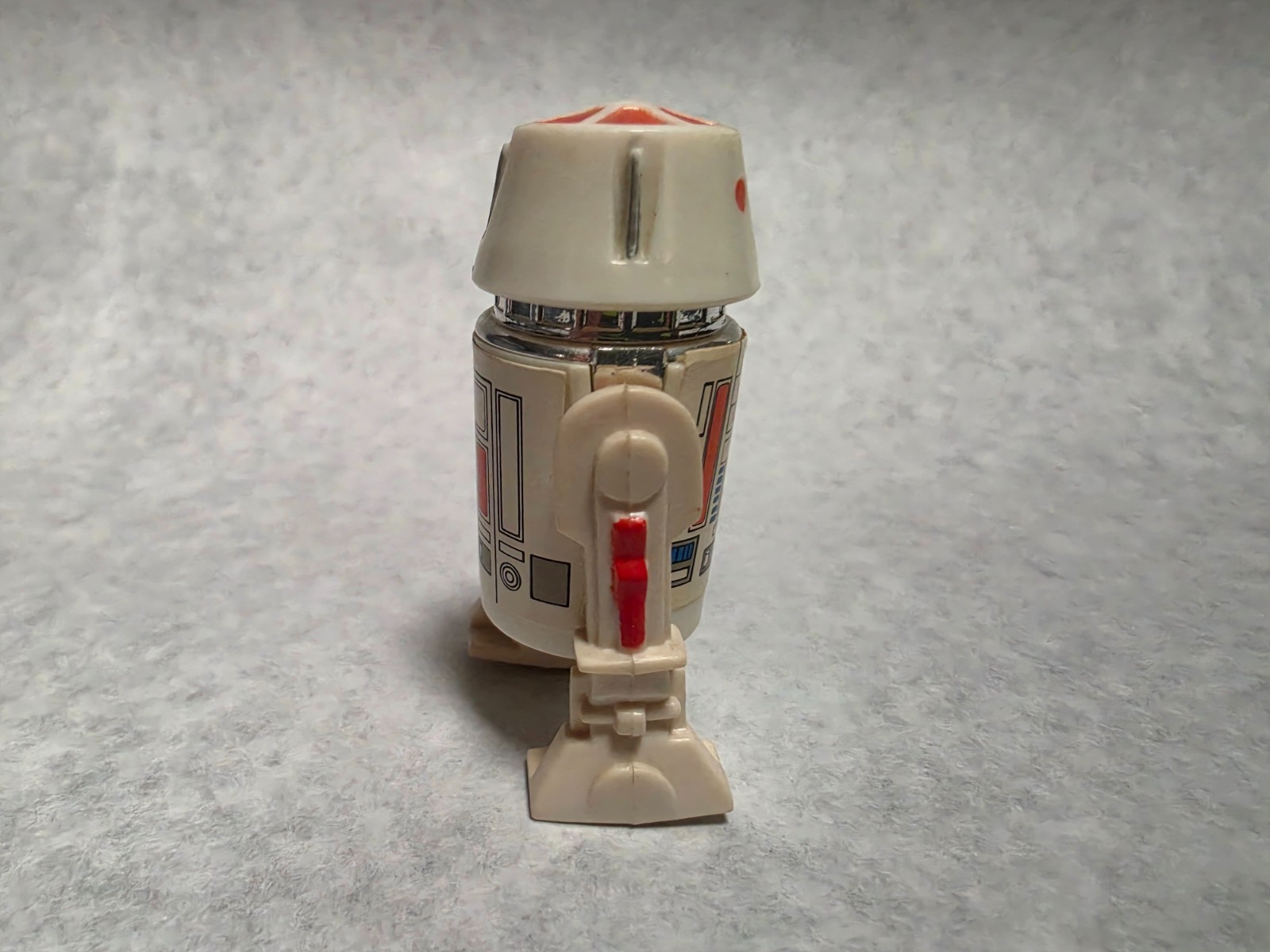 R5-D4 (Arfive-Defour) sold