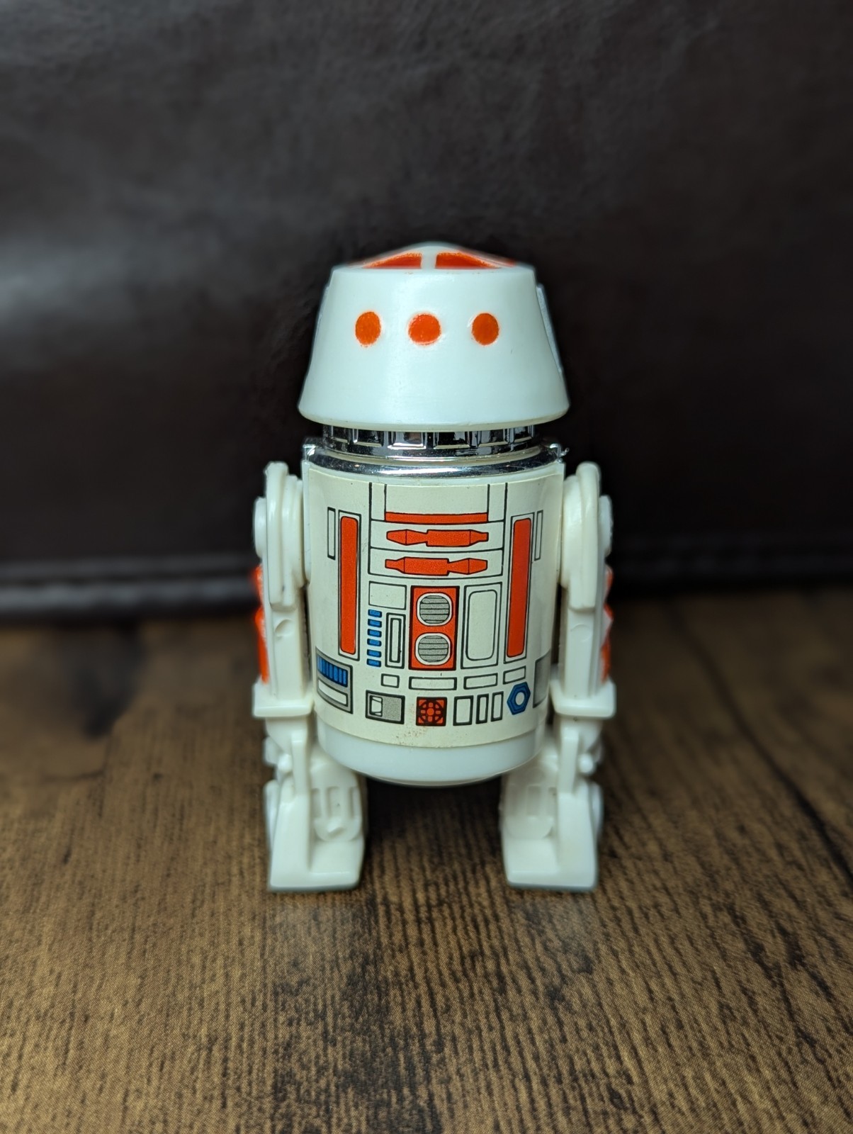 R5-D4 (Arfive-Defour) sold