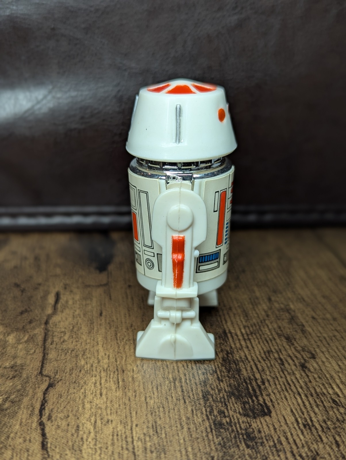 R5-D4 (Arfive-Defour) sold