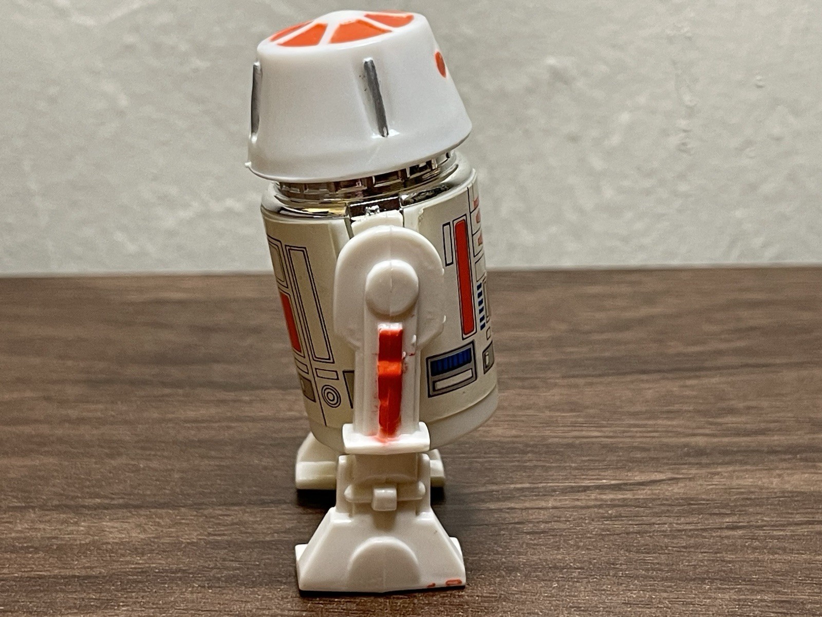R5-D4 (Arfive-Defour) sold