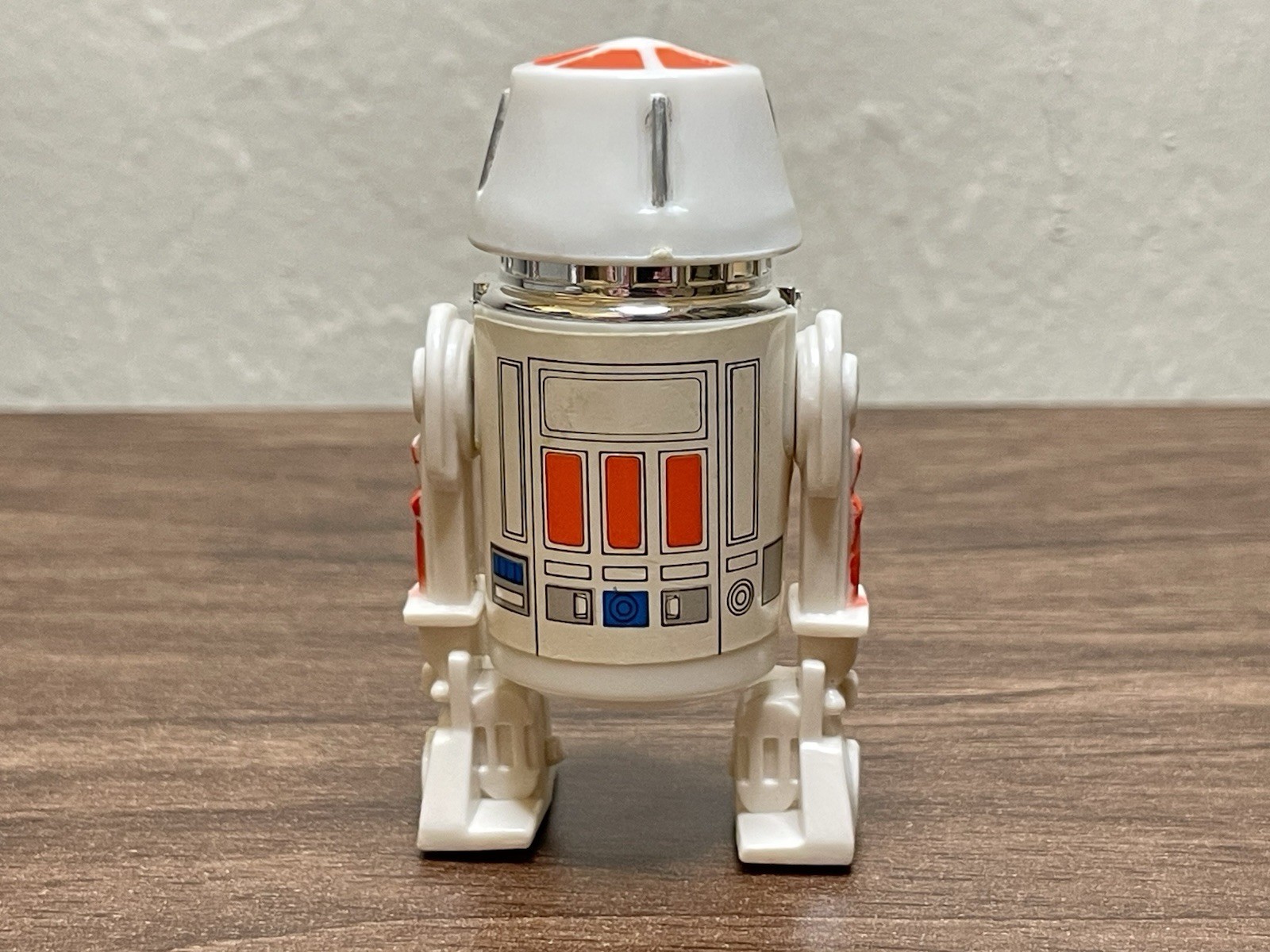 R5-D4 (Arfive-Defour) sold