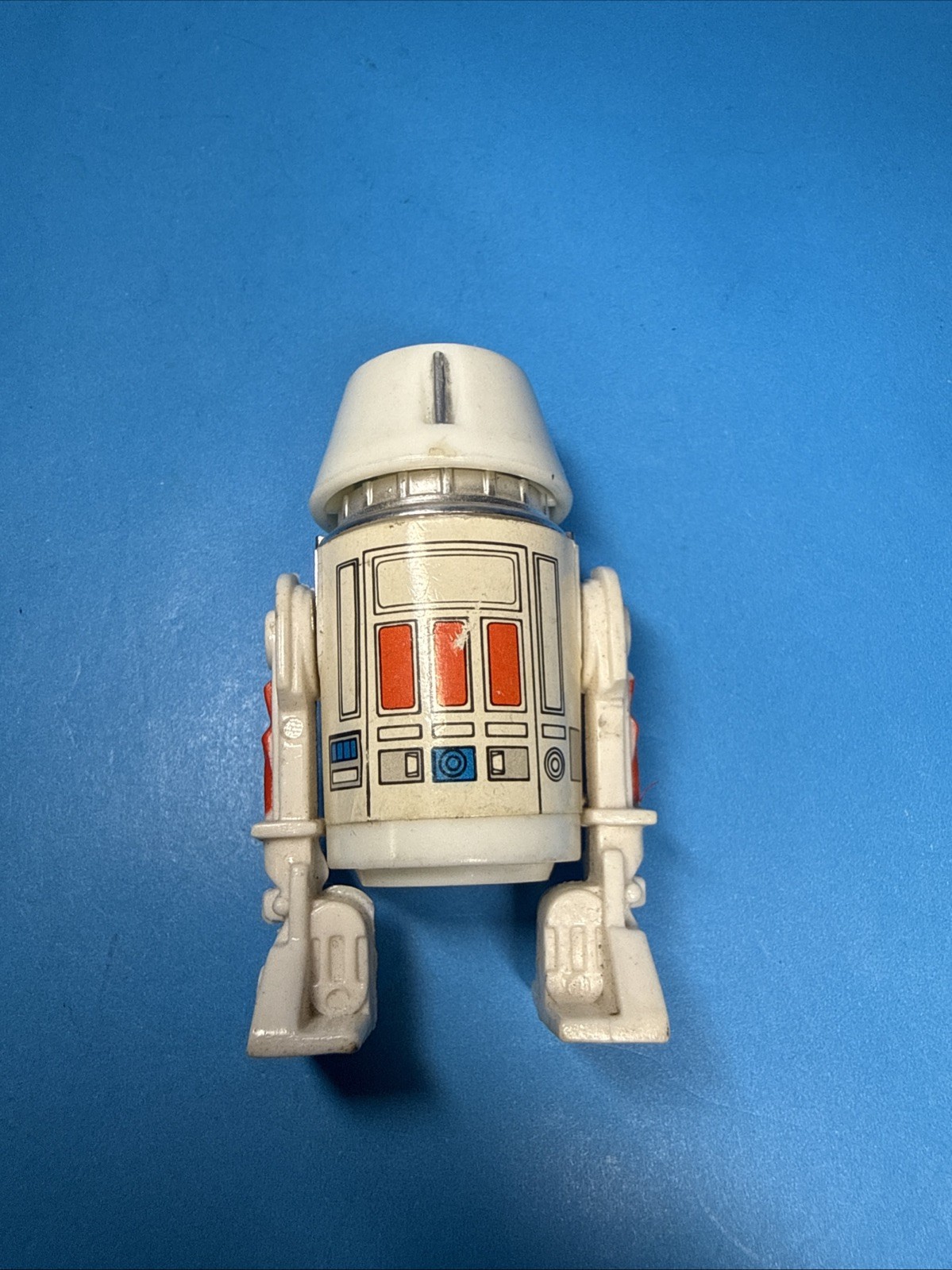 R5-D4 (Arfive-Defour) sold
