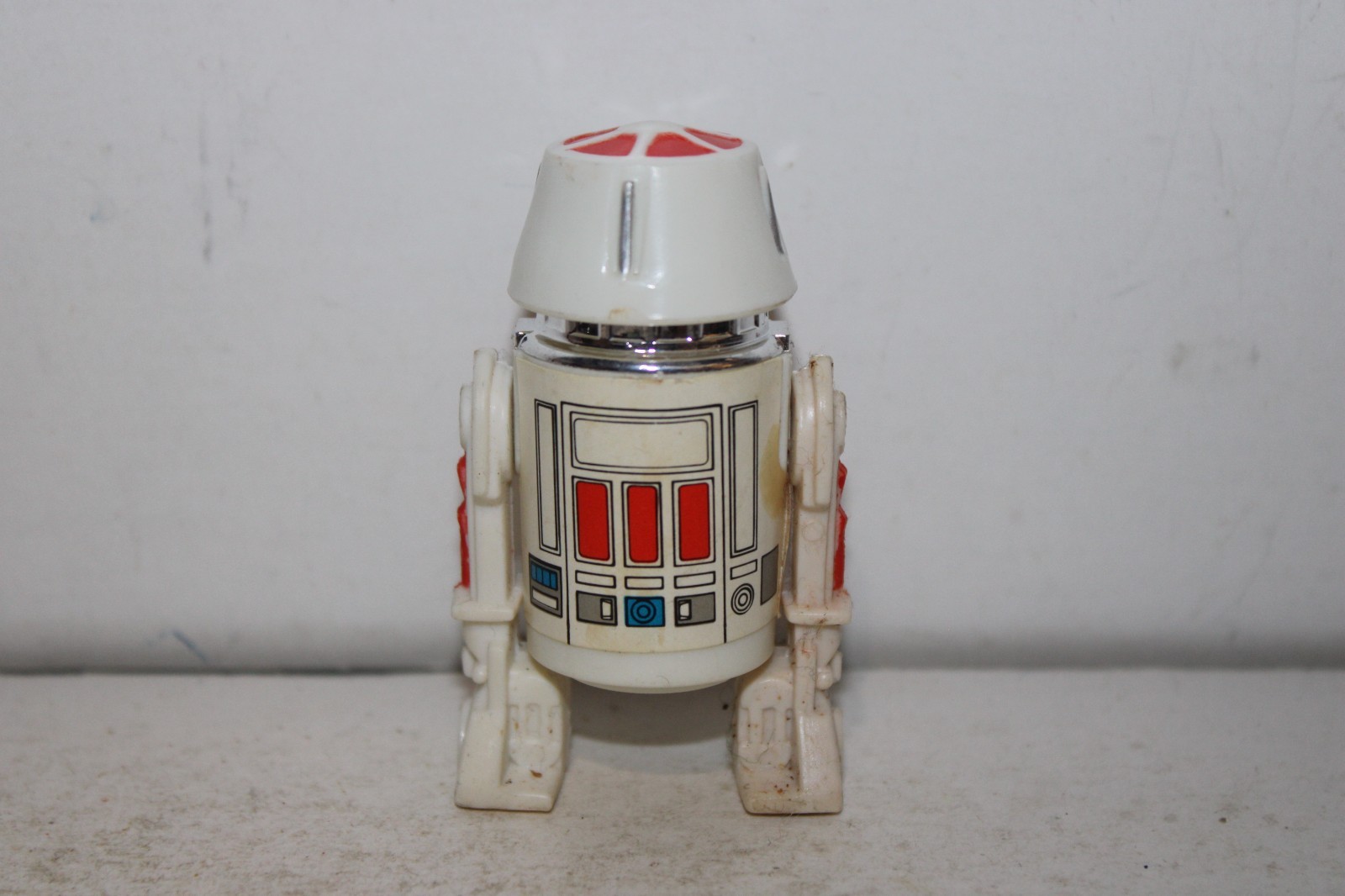 R5-D4 (Arfive-Defour) sold