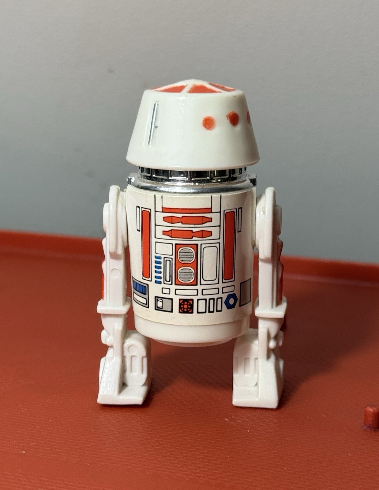 R5-D4 (Arfive-Defour) sold