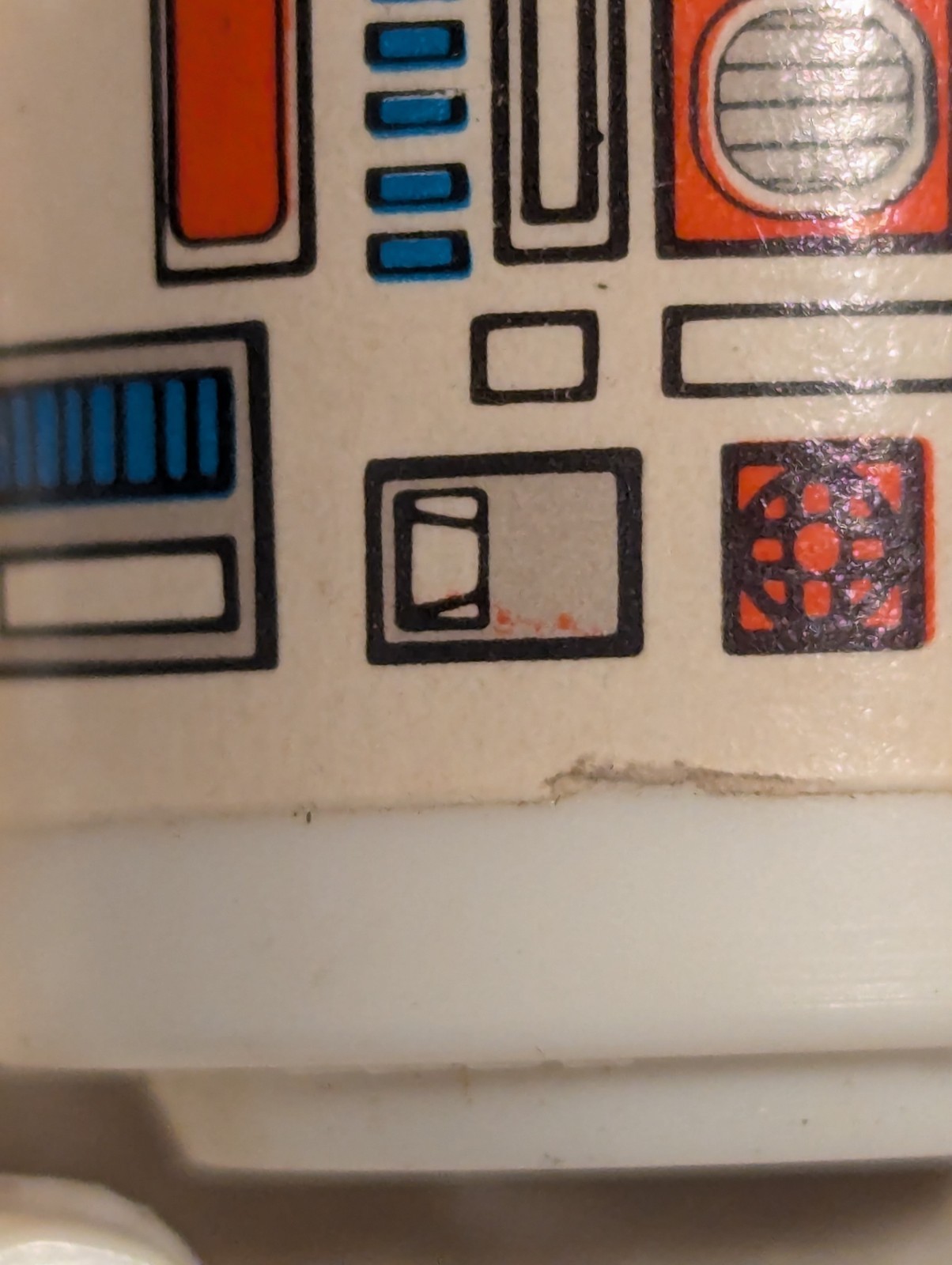 R5-D4 (Arfive-Defour) sold