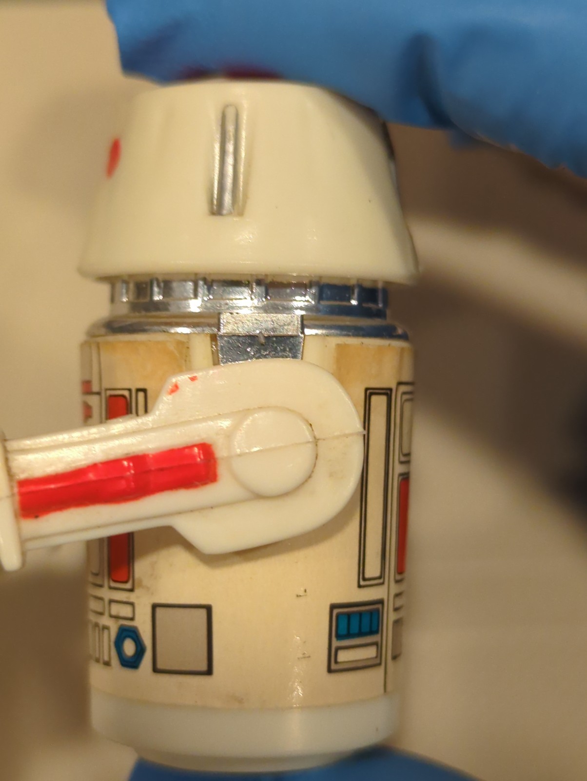 R5-D4 (Arfive-Defour) sold