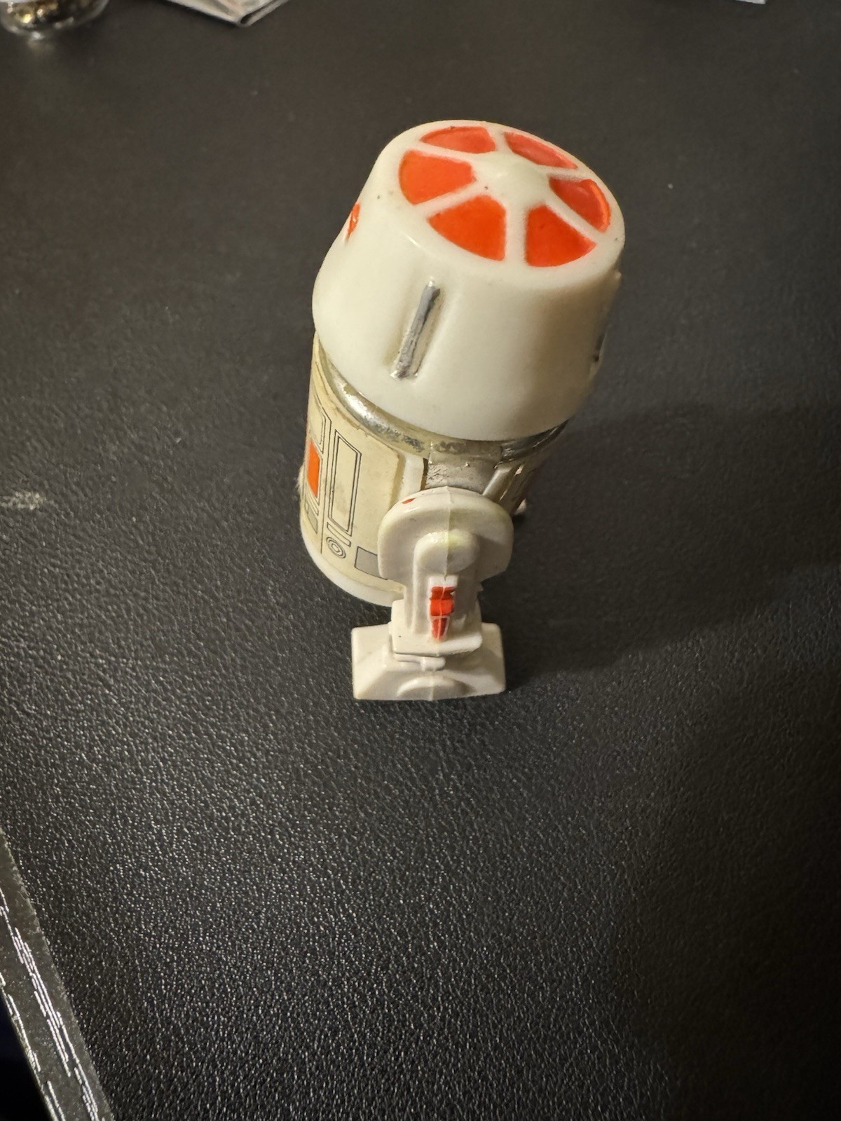 R5-D4 (Arfive-Defour) sold