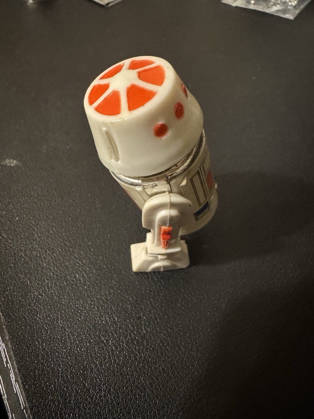 R5-D4 (Arfive-Defour) sold