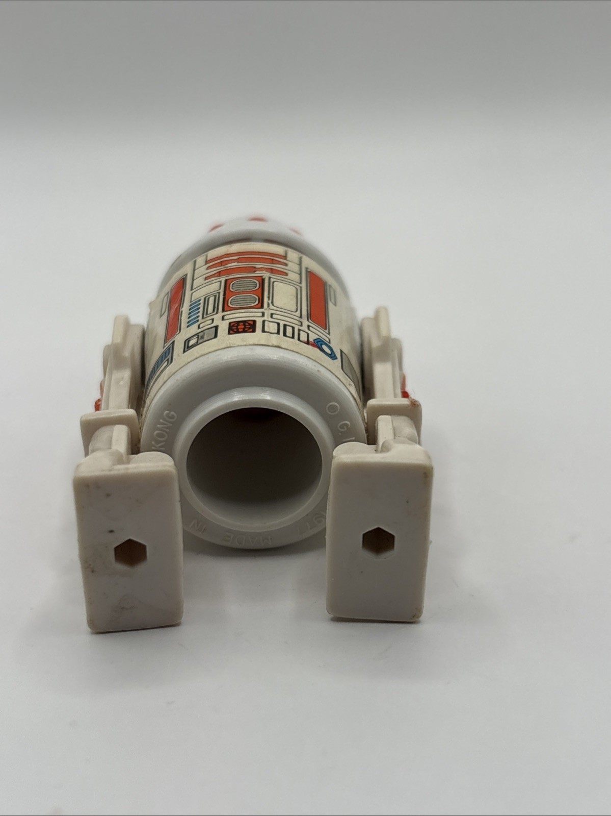 R5-D4 (Arfive-Defour) sold