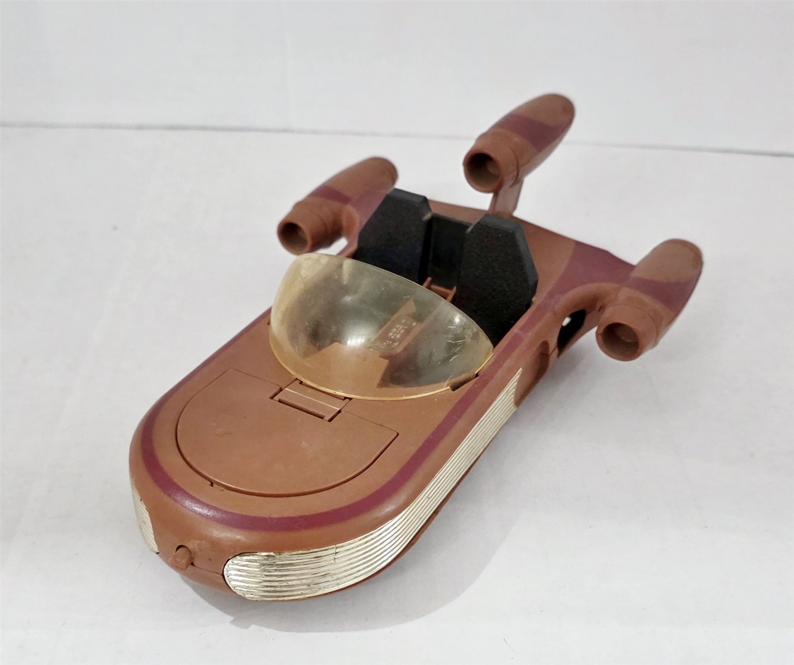 Landspeeder sold