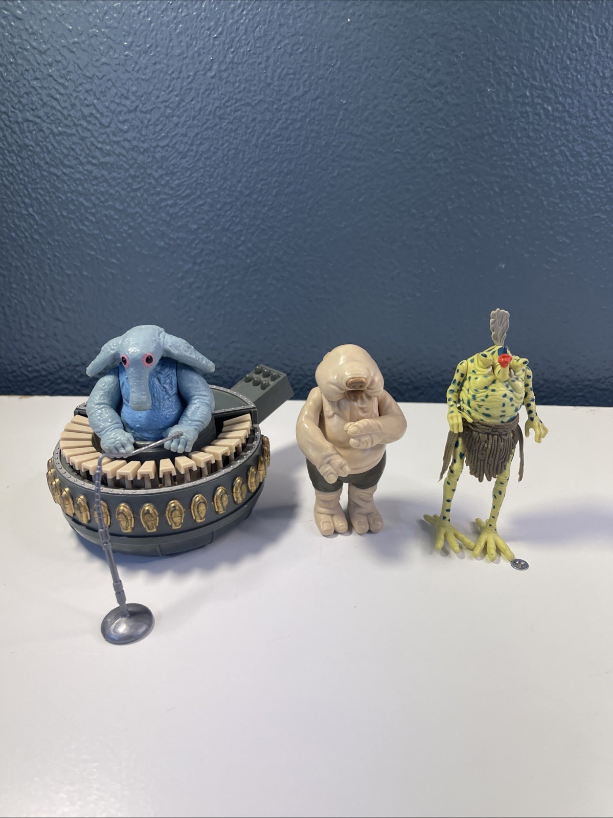 Sy Snootles & The Rebo Band sold