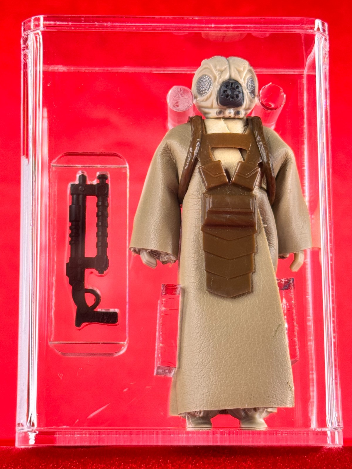 4-LOM sold