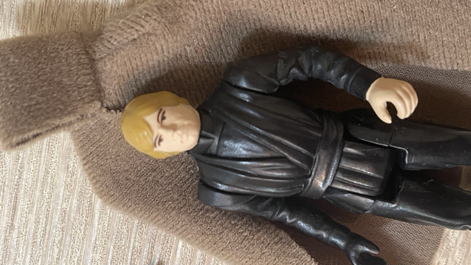 Luke Skywalker (Jedi Knight Outfit) sold